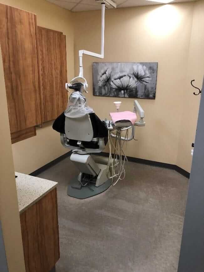 LaSalle Court Dentistry Office Image 10