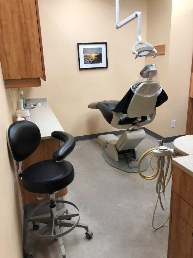 LaSalle Court Dentistry Office Image 11