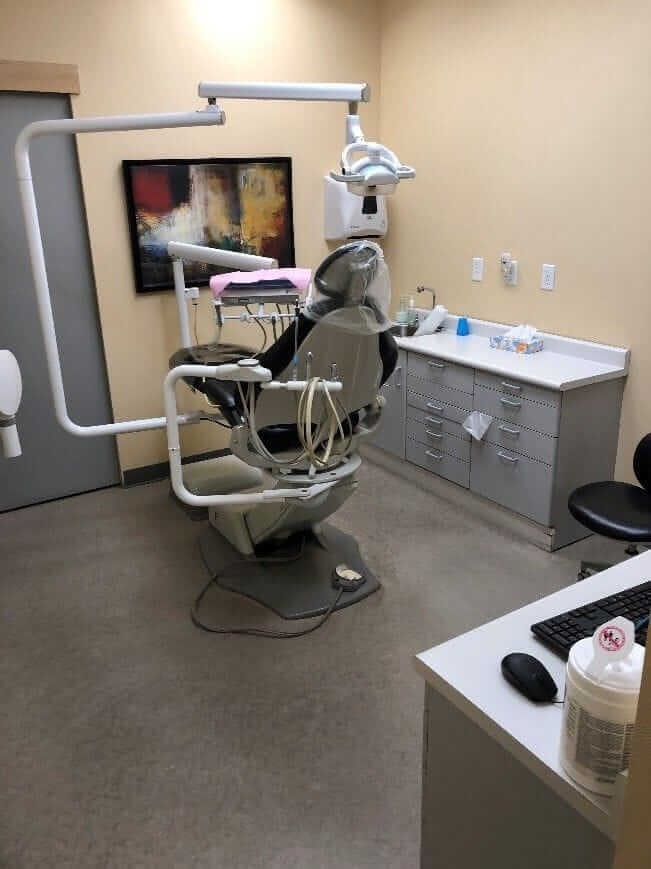 LaSalle Court Dentistry Office Image 13