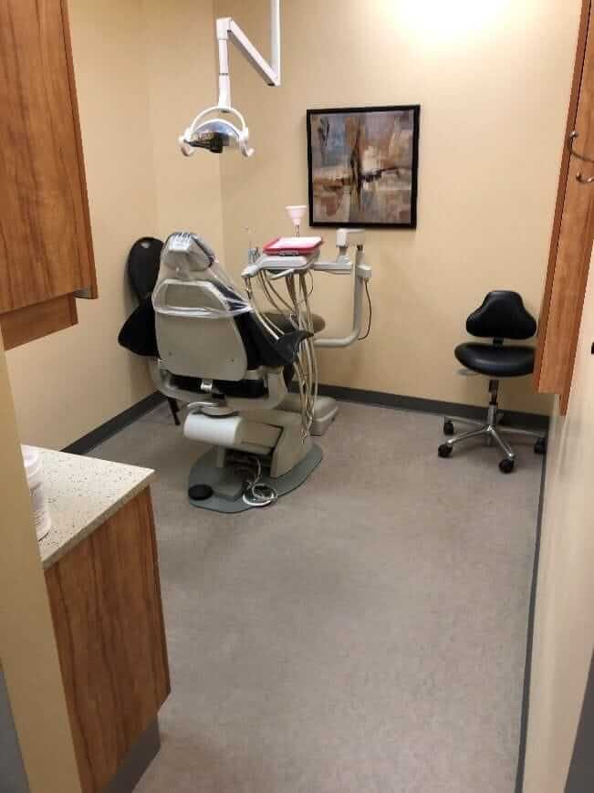 LaSalle Court Dentistry Office Image 8